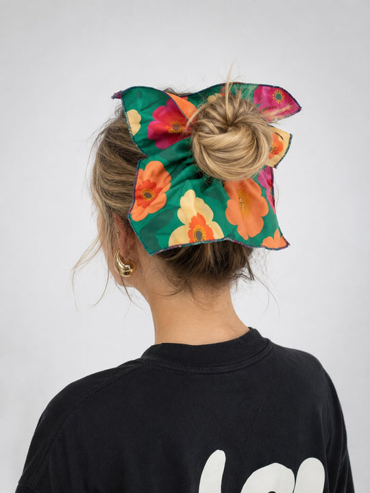 MOYN FRIDA FLORA SCRUNCHIE