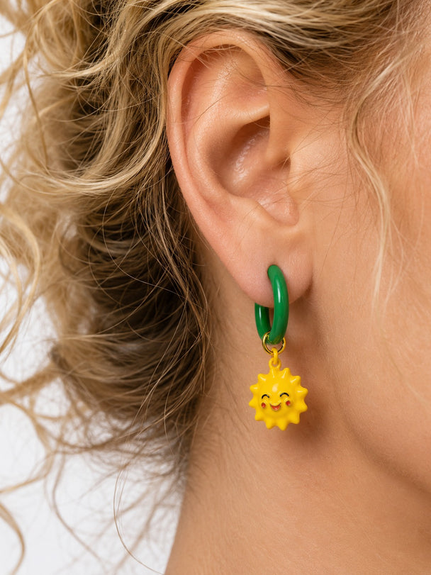 MOYN SUNNY SMILE HOOP EARRINGS