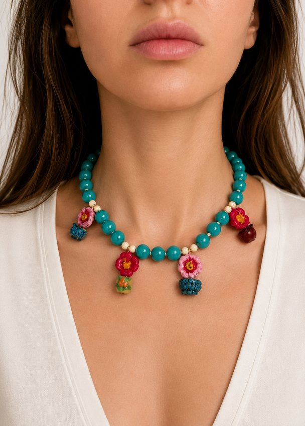 MOYN ARTISAN BLOOMS NECKLACE